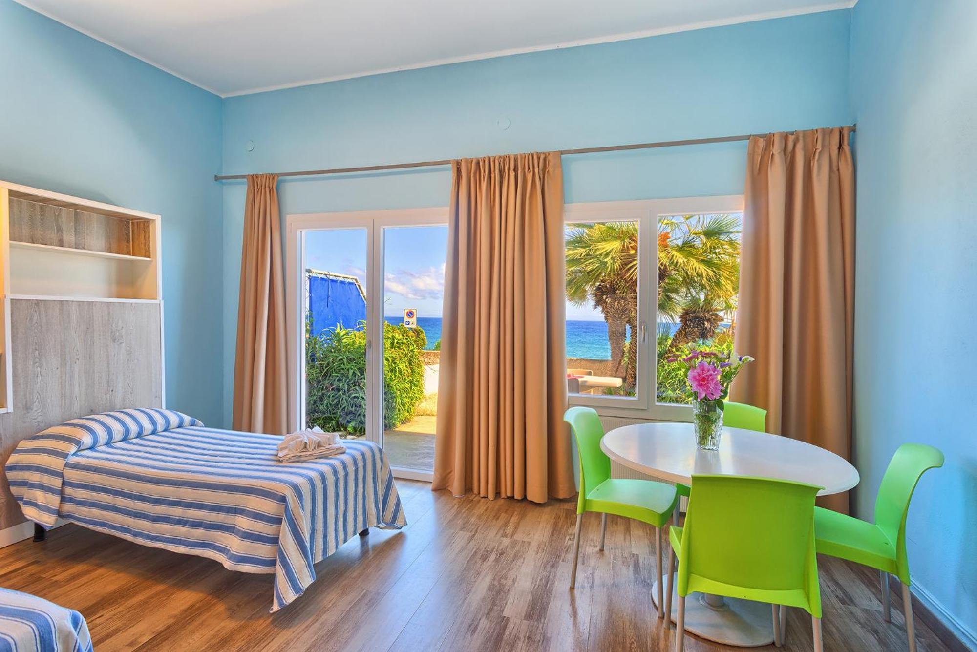 Blue Beach Bussana Nuova Εξωτερικό φωτογραφία