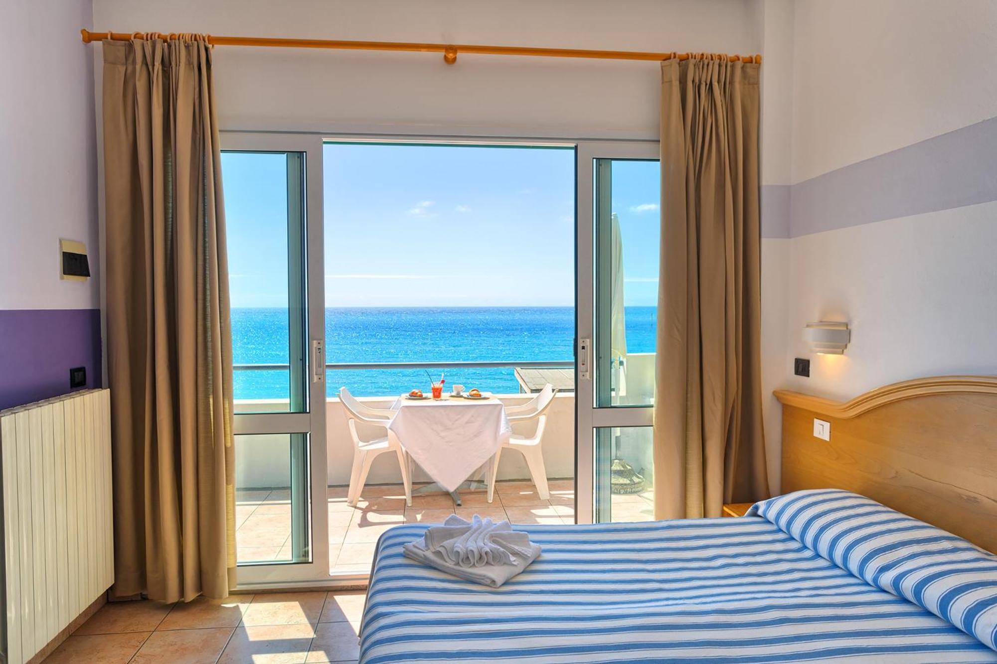 Blue Beach Bussana Nuova Εξωτερικό φωτογραφία
